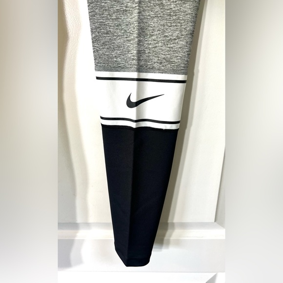 Nike Dri-Fit Colorblock Power Tight Leggings - Picture 3 of 6